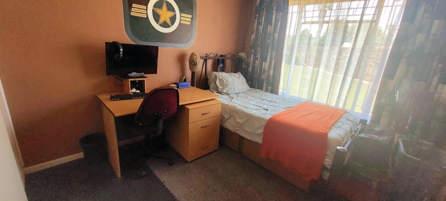 4 Bedroom Property for Sale in Pomona AH Gauteng