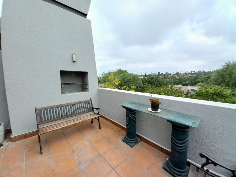 3 Bedroom Property for Sale in Marais Steyn Park Gauteng