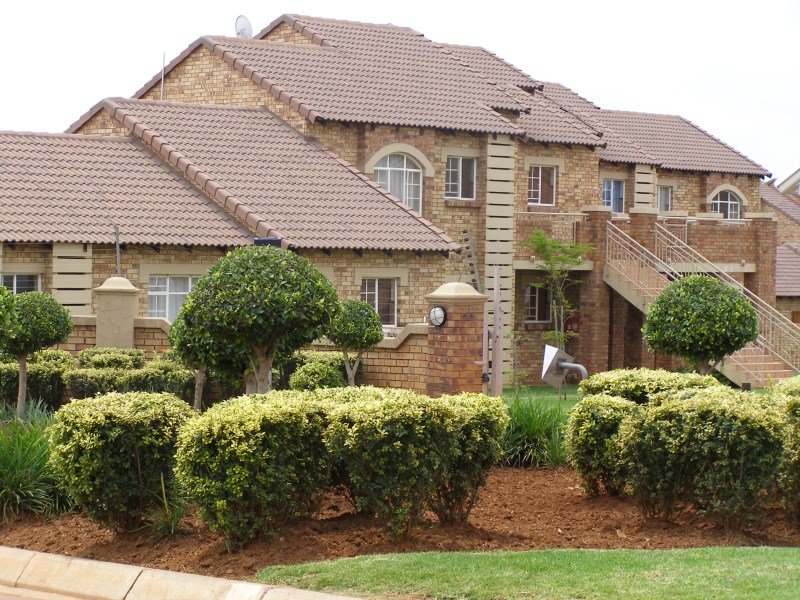 To Let 2 Bedroom Property for Rent in Mooikloof Ridge Gauteng