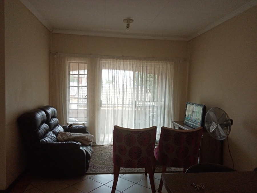 To Let 2 Bedroom Property for Rent in Mooikloof Ridge Gauteng