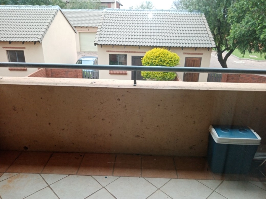 To Let 2 Bedroom Property for Rent in Mooikloof Ridge Gauteng