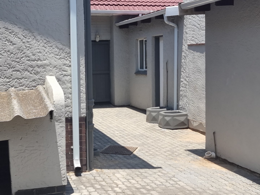 4 Bedroom Property for Sale in Eastleigh Ridge Gauteng