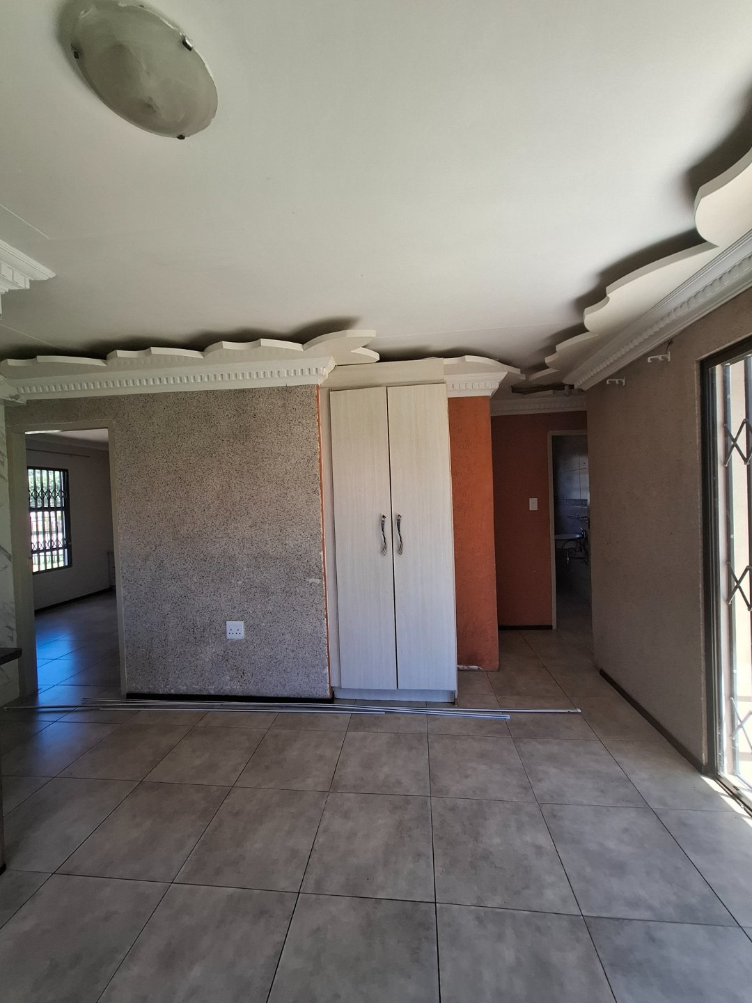 To Let 3 Bedroom Property for Rent in Heatherdale AH Gauteng