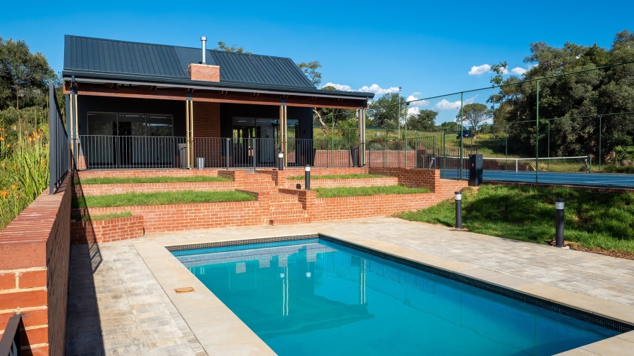  Bedroom Property for Sale in Helderfontein Estate Gauteng