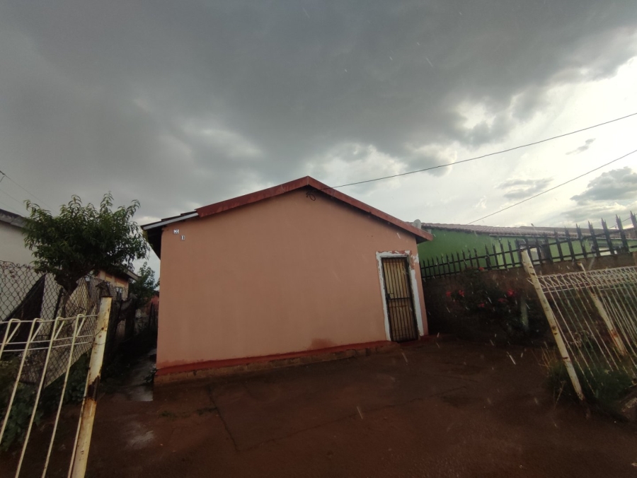 2 Bedroom Property for Sale in Daveyton Gauteng