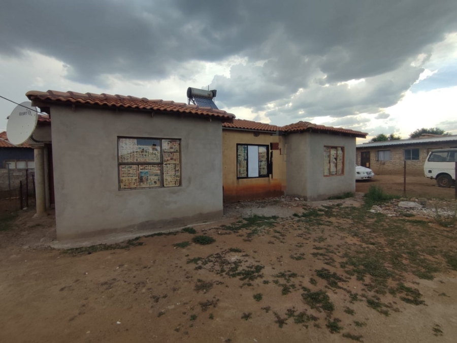 2 Bedroom Property for Sale in Daveyton Gauteng