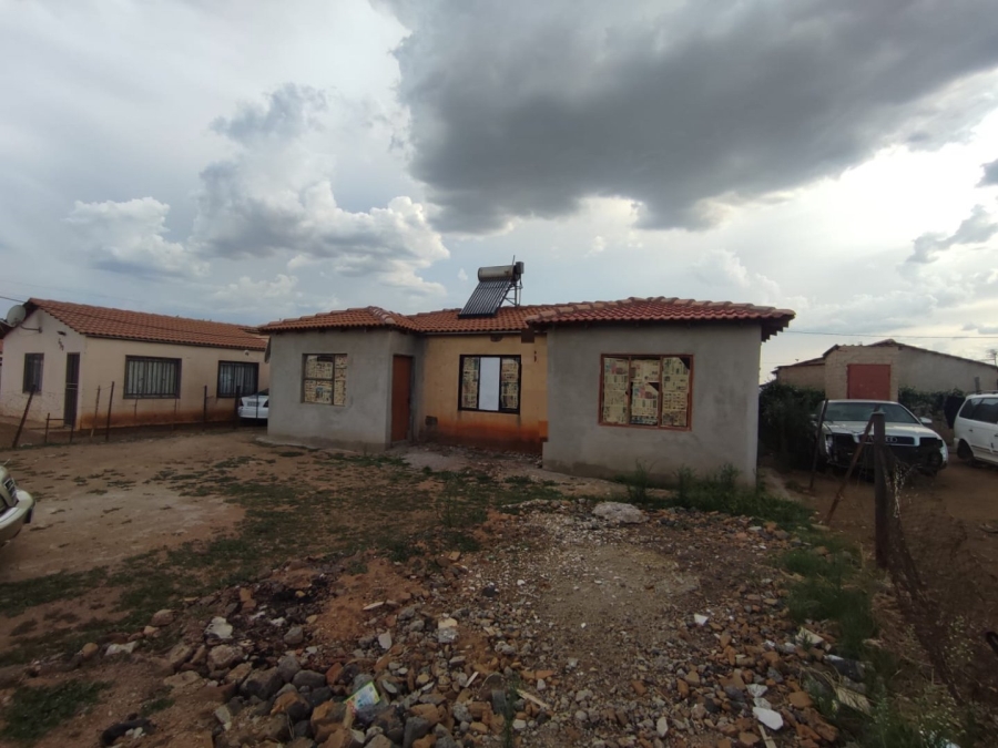 2 Bedroom Property for Sale in Daveyton Gauteng