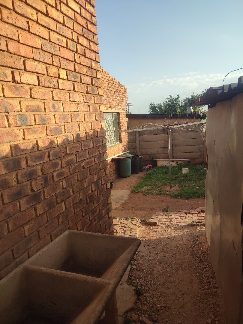 2 Bedroom Property for Sale in Langaville Gauteng