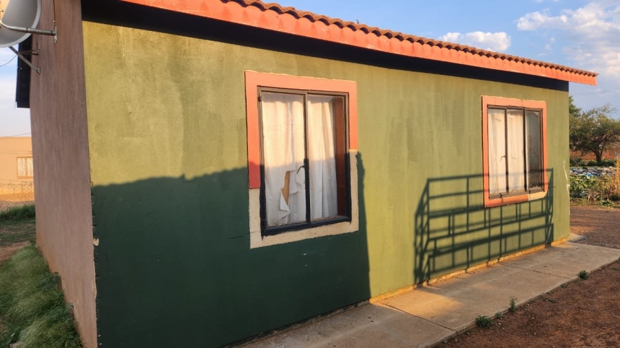 2 Bedroom Property for Sale in Daveyton Gauteng