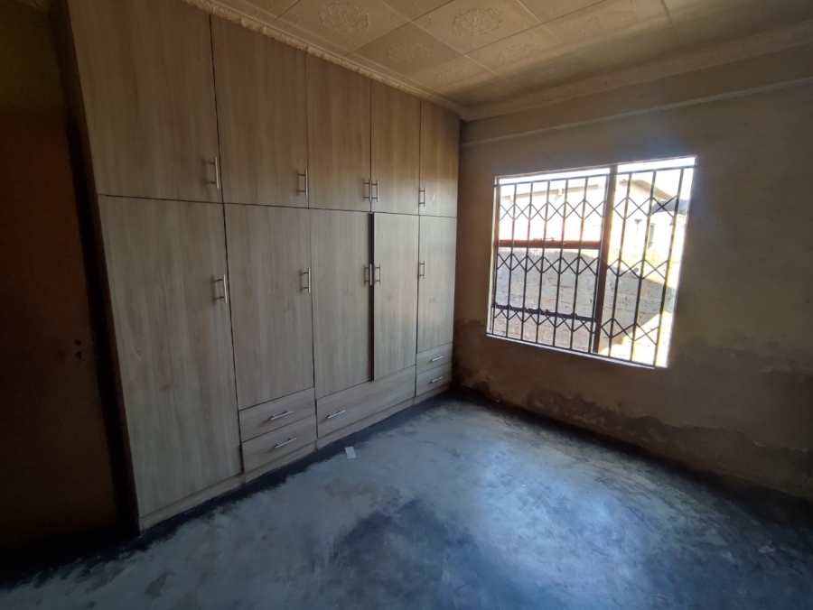  Bedroom Property for Sale in Langaville Gauteng