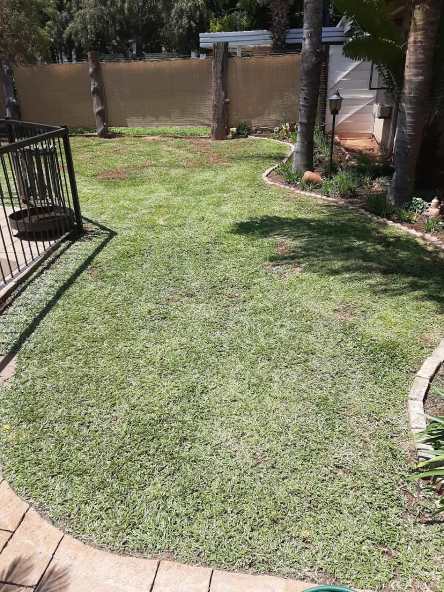 To Let 4 Bedroom Property for Rent in Valhalla Gauteng