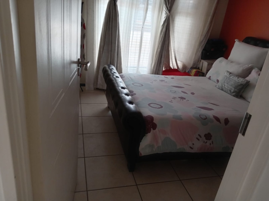 2 Bedroom Property for Sale in Winchester Hills Gauteng