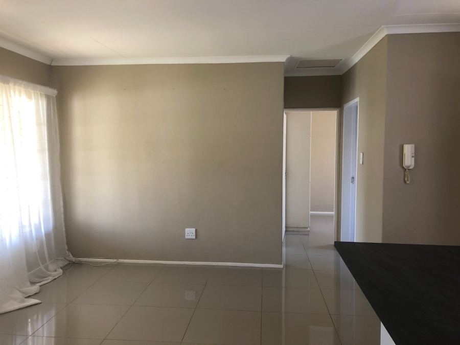 To Let 2 Bedroom Property for Rent in Allens Nek Gauteng