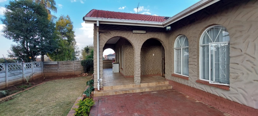 3 Bedroom Property for Sale in Tulisa Park Gauteng