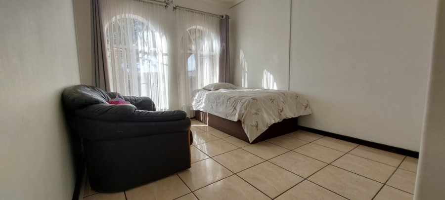 3 Bedroom Property for Sale in Tulisa Park Gauteng