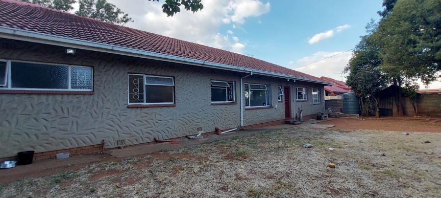 3 Bedroom Property for Sale in Tulisa Park Gauteng