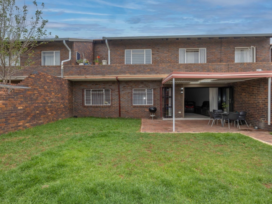 3 Bedroom Property for Sale in Eden Glen Gauteng