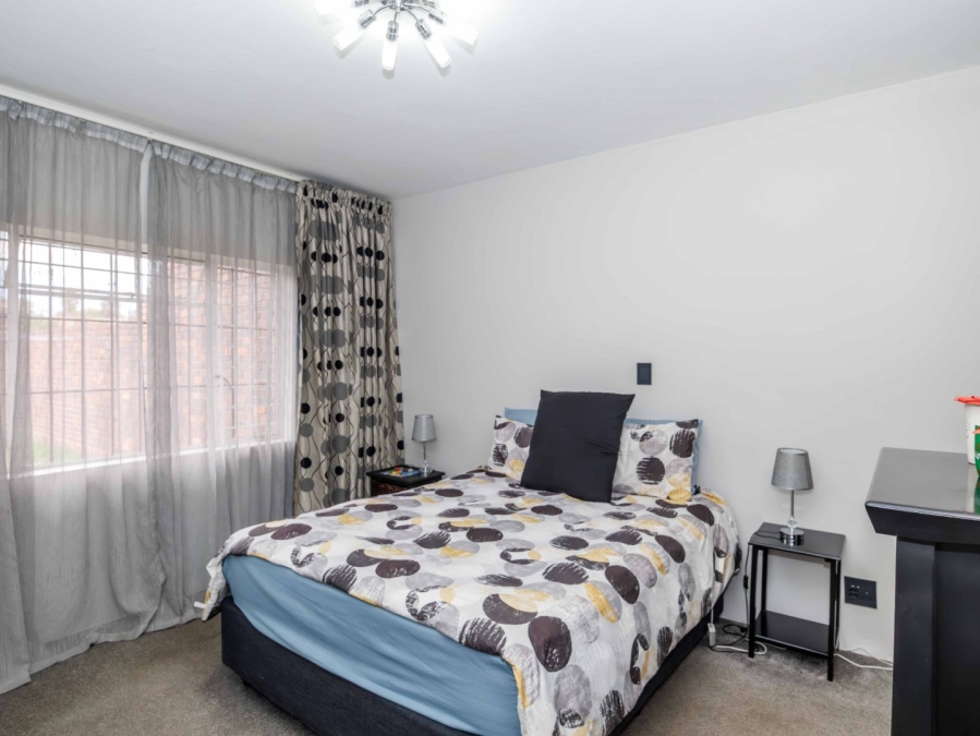 3 Bedroom Property for Sale in Eden Glen Gauteng