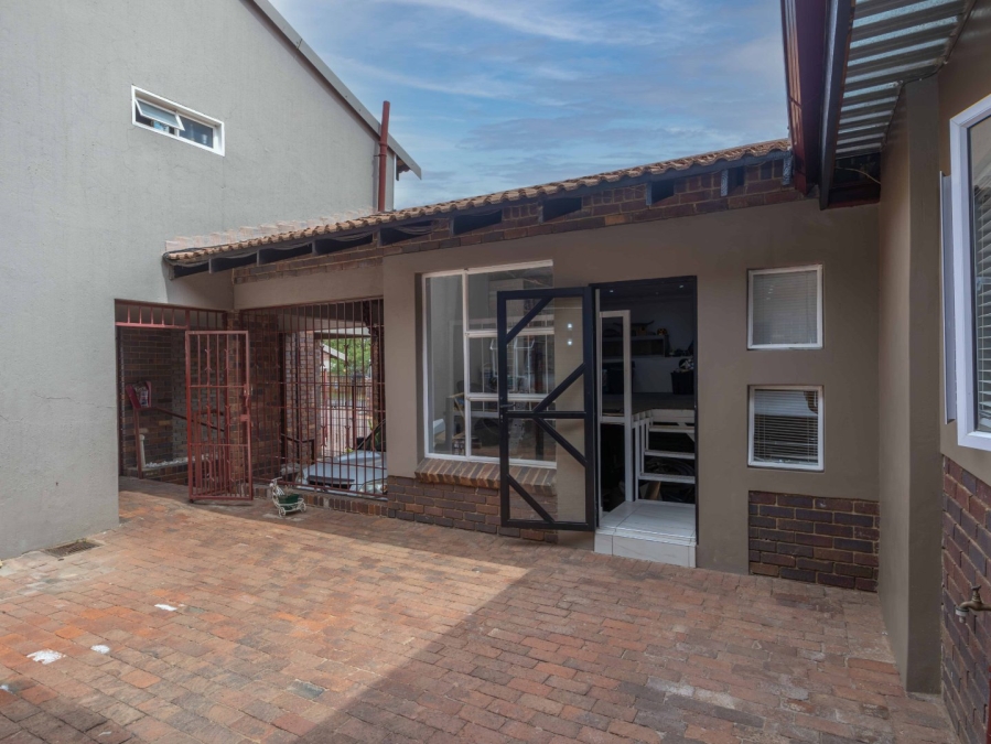 3 Bedroom Property for Sale in Eden Glen Gauteng