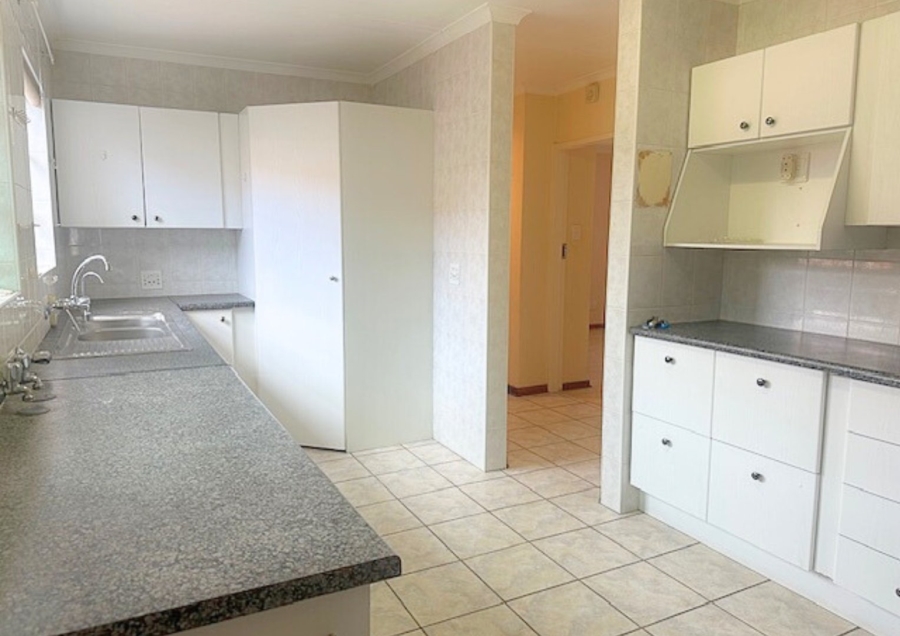 2 Bedroom Property for Sale in Wilro Park Gauteng