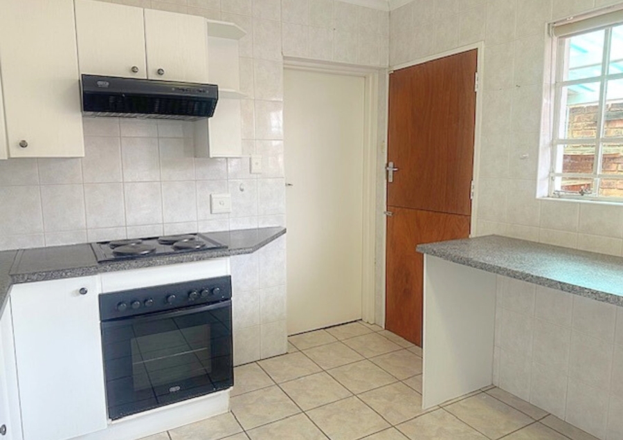 2 Bedroom Property for Sale in Wilro Park Gauteng