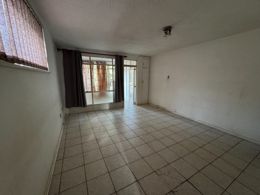 1 Bedroom Property for Sale in Edleen Gauteng