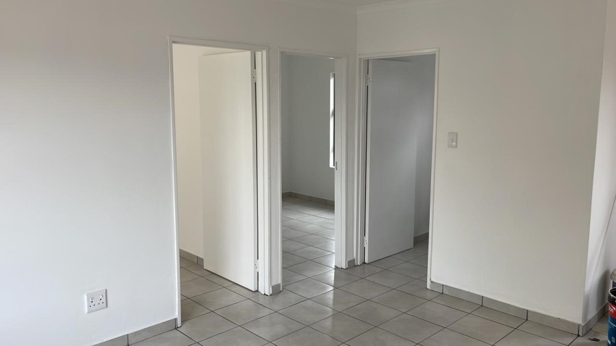 2 Bedroom Property for Sale in Crystal Park Gauteng