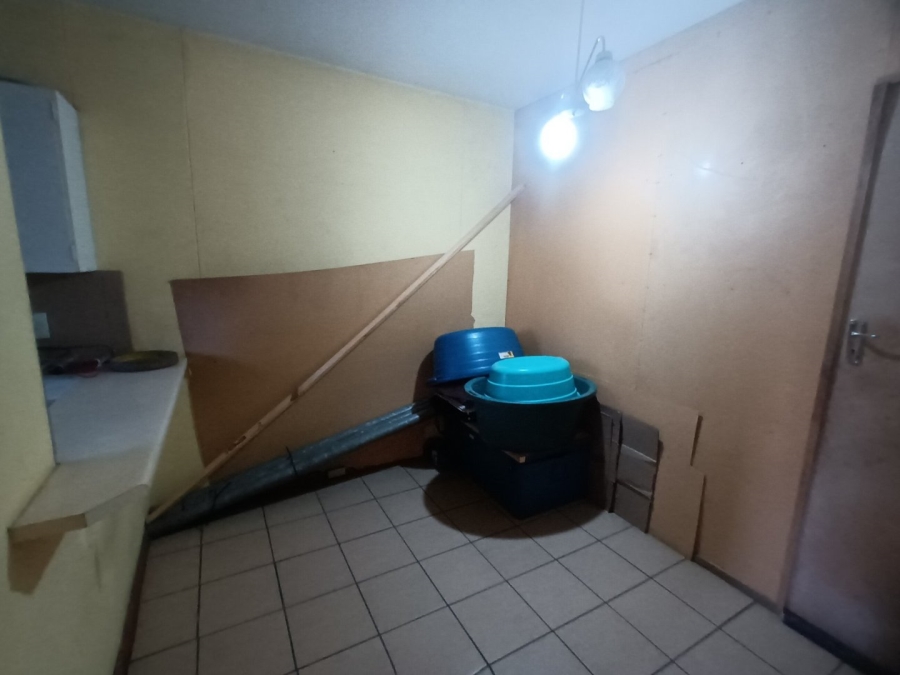 2 Bedroom Property for Sale in Pretoria Central Gauteng