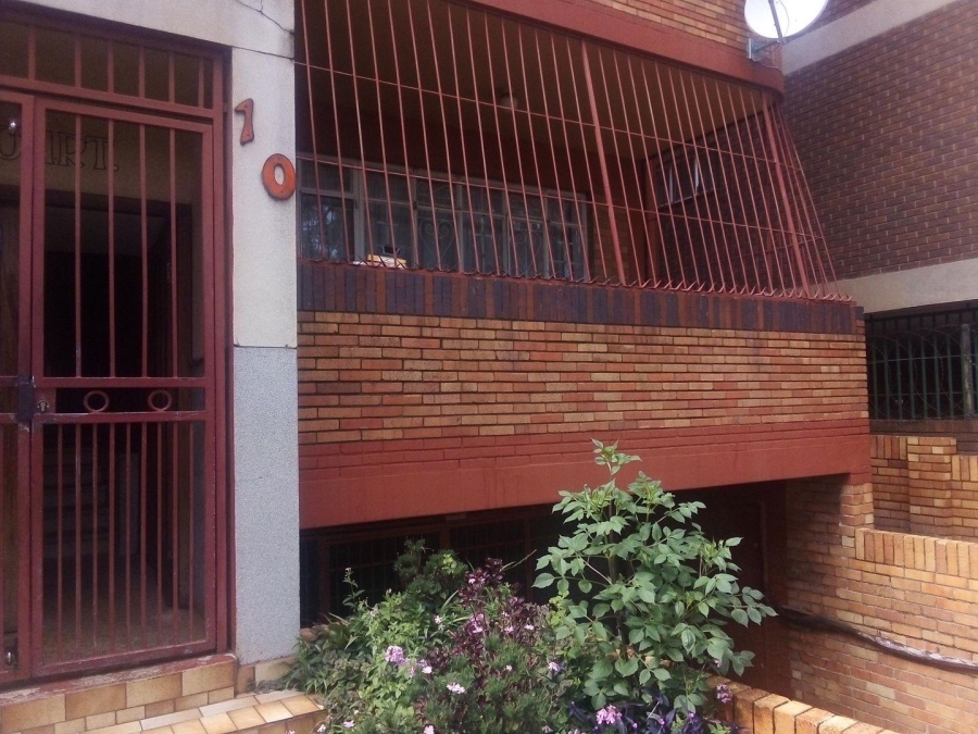 10 Bedroom Property for Sale in Bellevue Gauteng