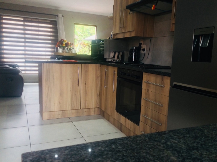 2 Bedroom Property for Sale in Verwoerdpark Gauteng