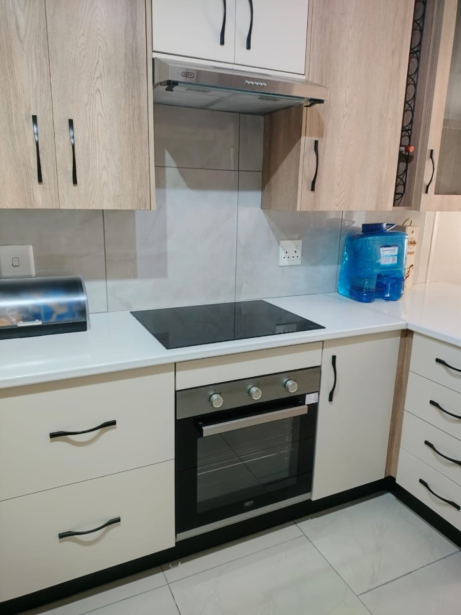 2 Bedroom Property for Sale in Montana Tuine Gauteng