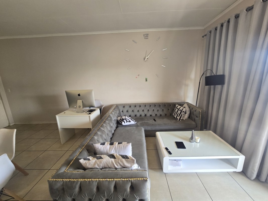 1 Bedroom Property for Sale in Modderfontein Gauteng