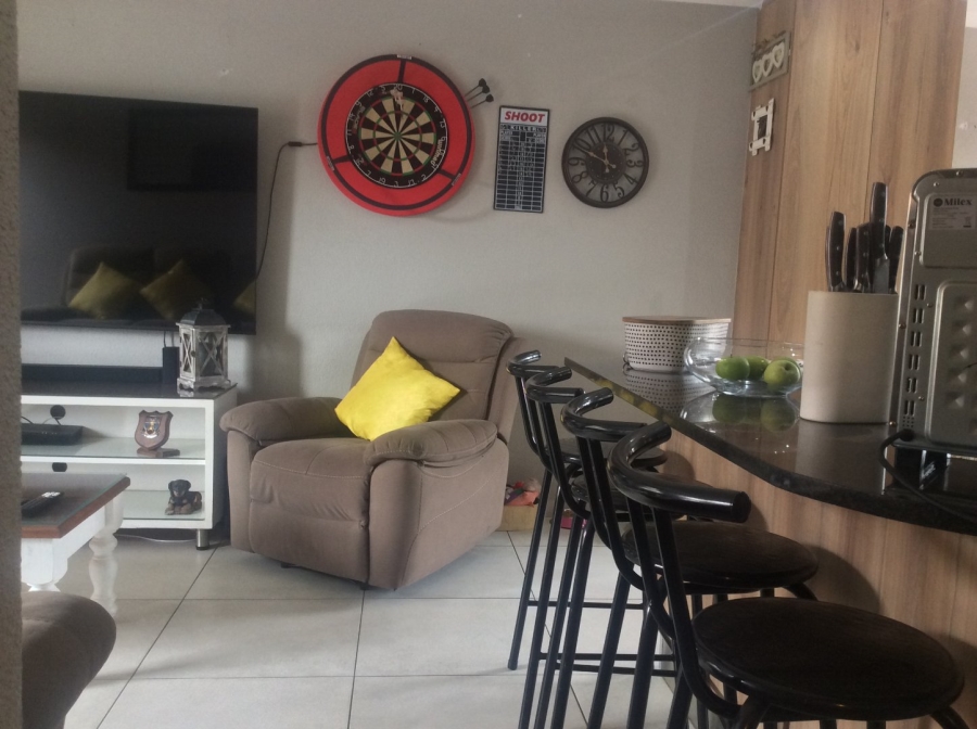 3 Bedroom Property for Sale in Verwoerdpark Gauteng