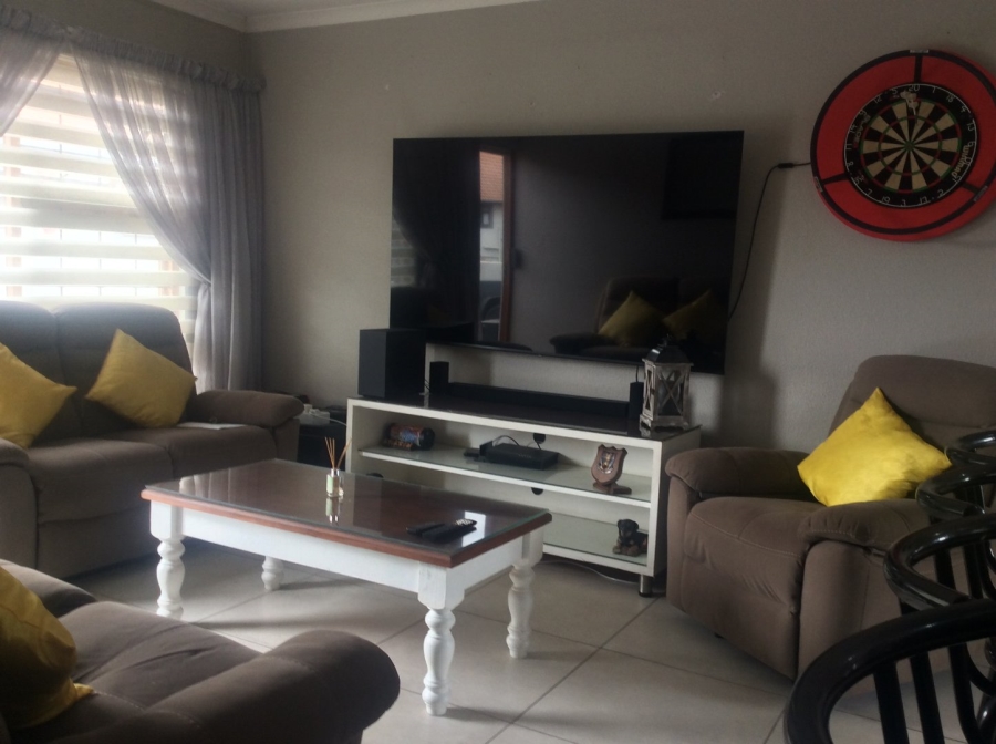 3 Bedroom Property for Sale in Verwoerdpark Gauteng