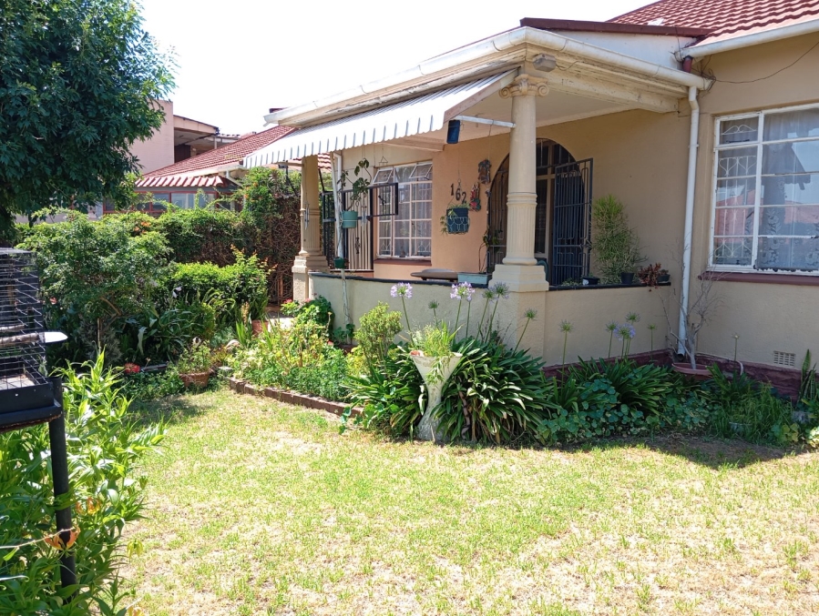 3 Bedroom Property for Sale in Kenilworth Gauteng