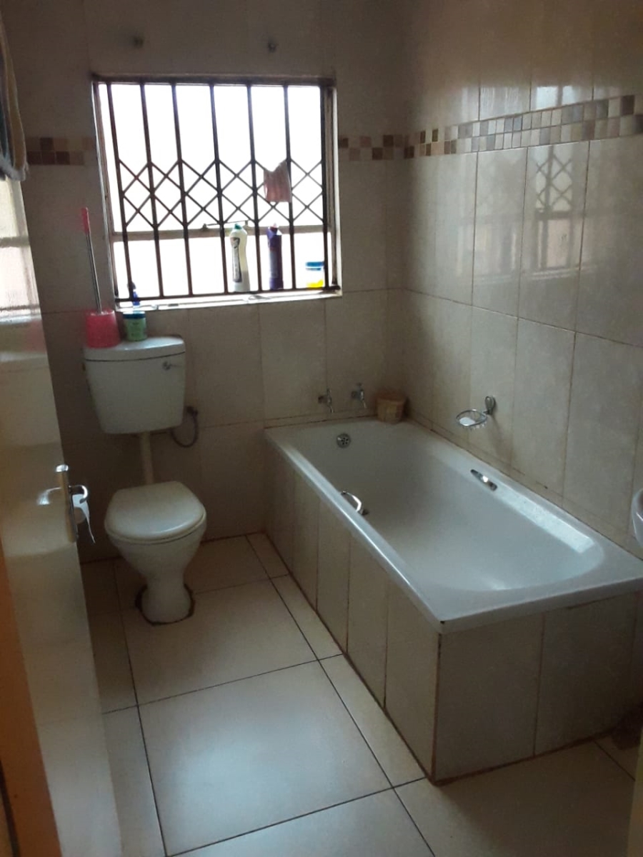 To Let 3 Bedroom Property for Rent in Dawn Park Gauteng