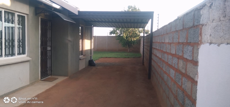 2 Bedroom Property for Sale in Windmill Park Gauteng