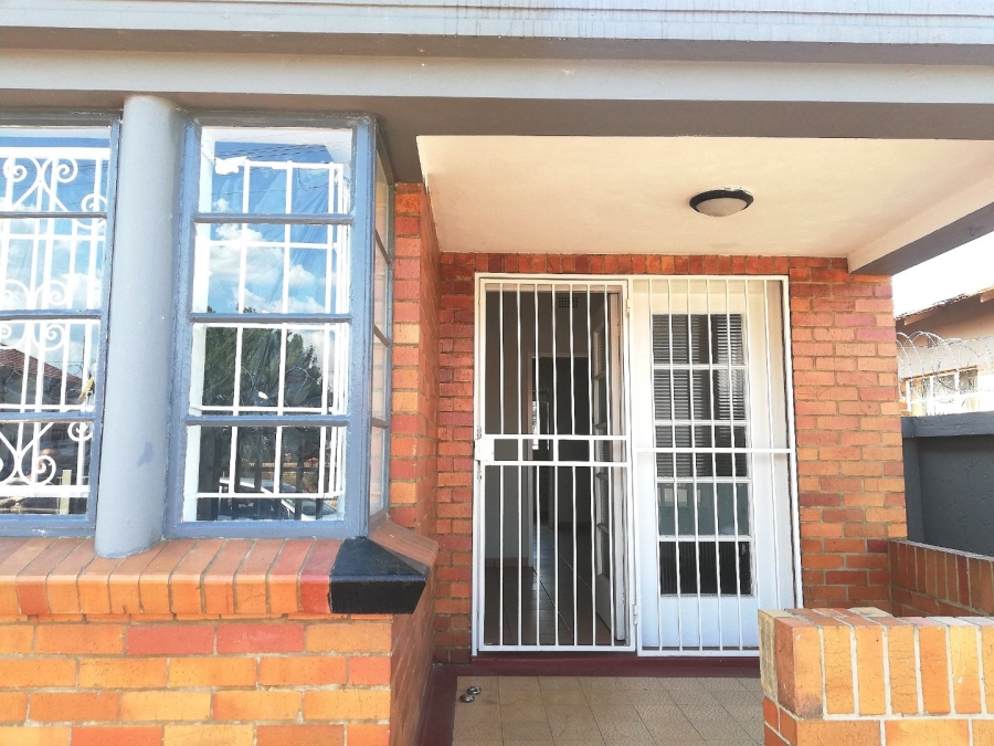 3 Bedroom Property for Sale in Towerby Gauteng