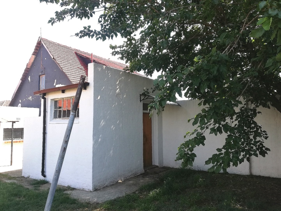 3 Bedroom Property for Sale in Towerby Gauteng