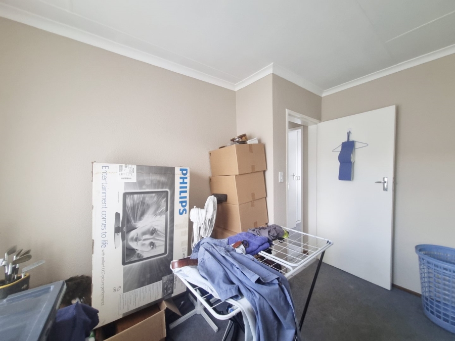 2 Bedroom Property for Sale in Lakefield Gauteng