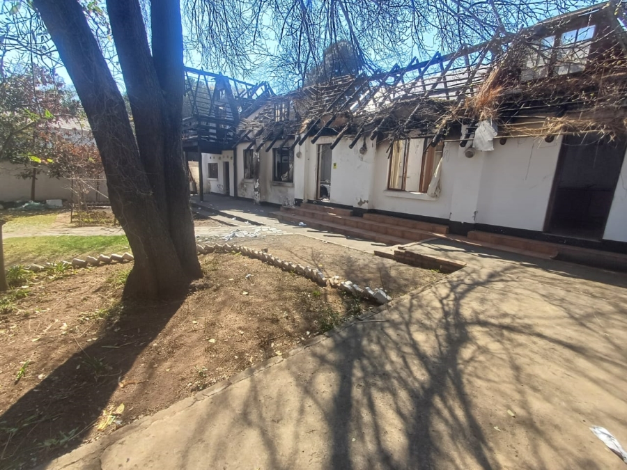 5 Bedroom Property for Sale in Houghton Estate Gauteng