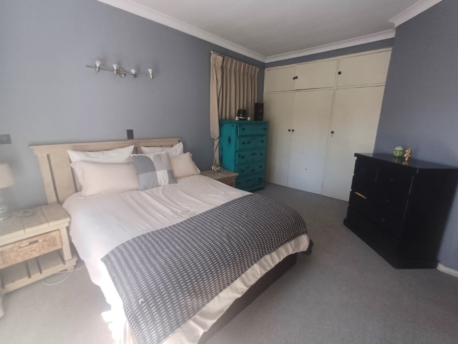 5 Bedroom Property for Sale in Houghton Estate Gauteng