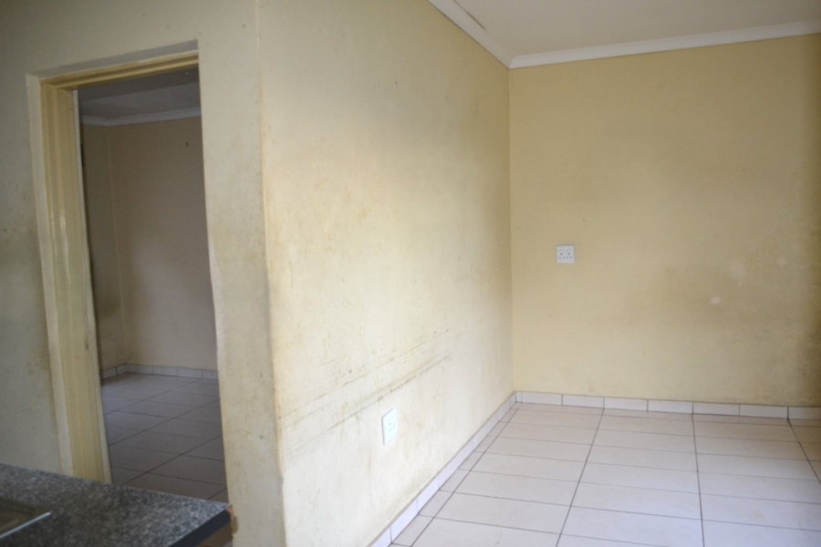 To Let 1 Bedroom Property for Rent in Blairgowrie Gauteng