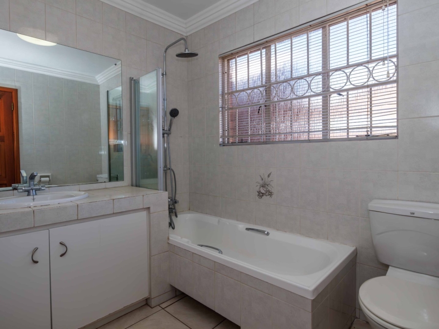 3 Bedroom Property for Sale in Eden Glen Gauteng