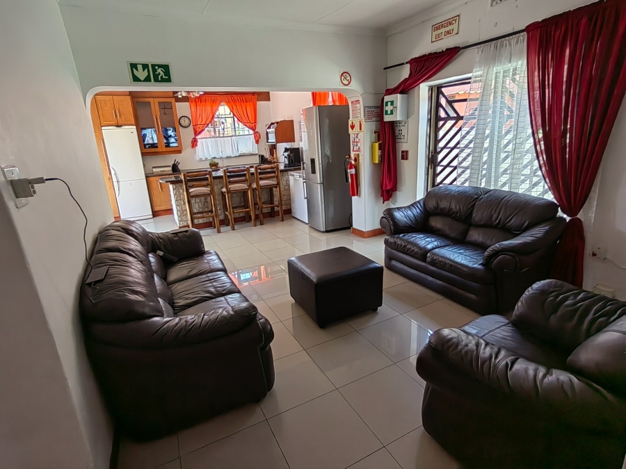 8 Bedroom Property for Sale in Hurst Hill Gauteng