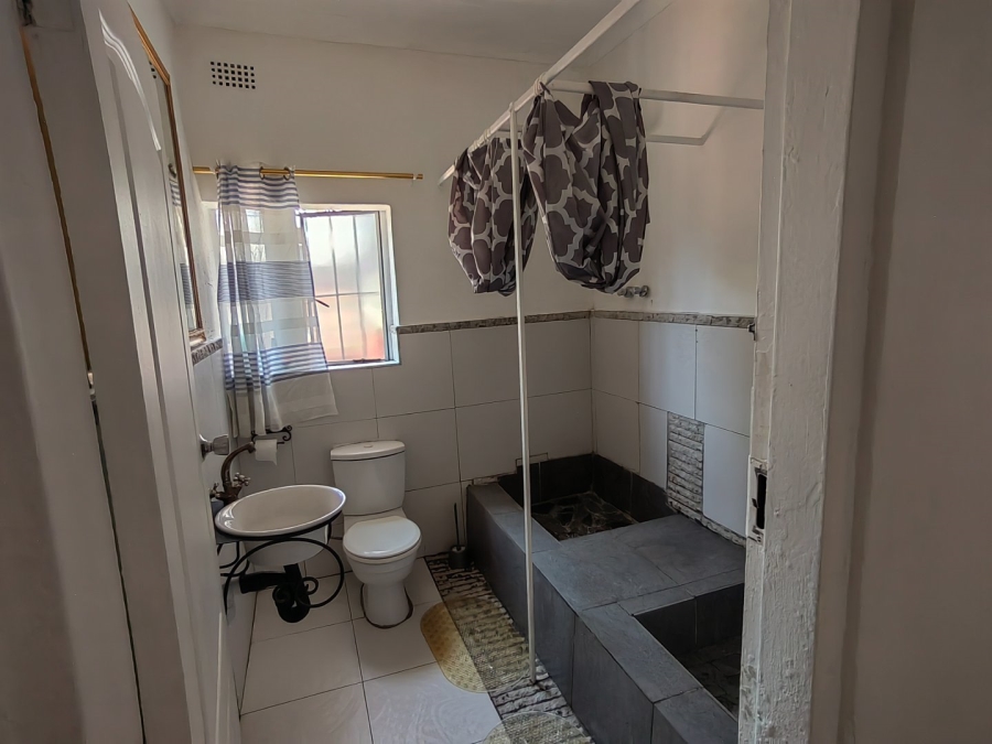 8 Bedroom Property for Sale in Hurst Hill Gauteng