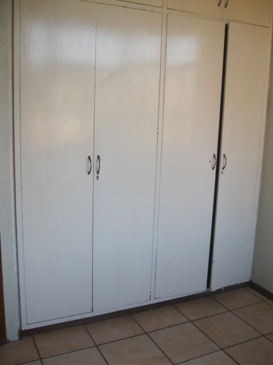 To Let 1 Bedroom Property for Rent in Sunnyside Gauteng