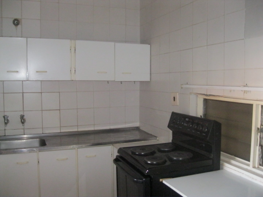 To Let 1 Bedroom Property for Rent in Sunnyside Gauteng