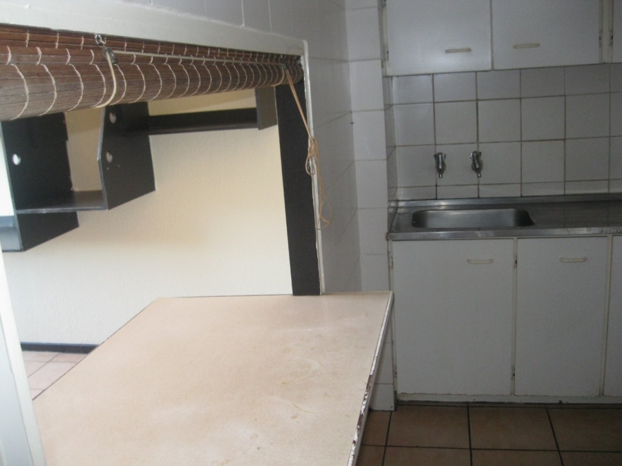 To Let 1 Bedroom Property for Rent in Sunnyside Gauteng