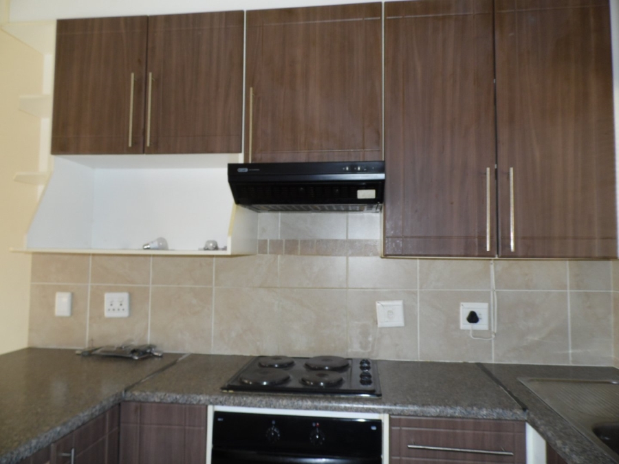 To Let 2 Bedroom Property for Rent in Mooikloof Ridge Gauteng